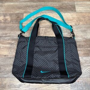 Nike Legend Track Tote